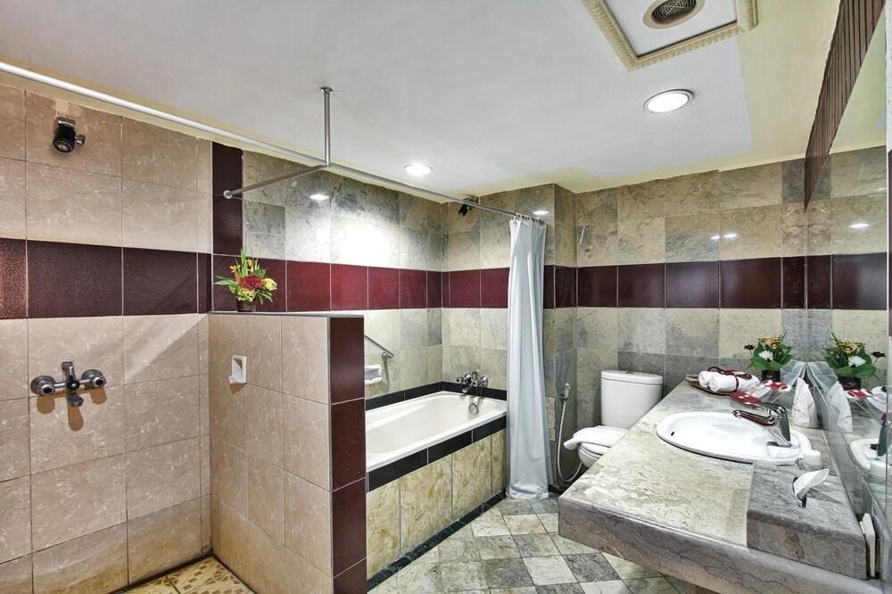 Sahid Kawanua Hotel Manado Ngoại thất bức ảnh