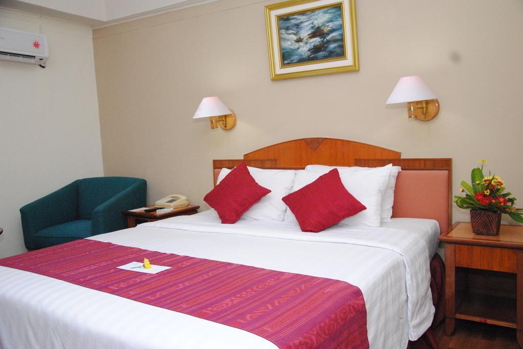 Sahid Kawanua Hotel Manado Ngoại thất bức ảnh