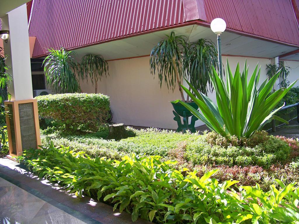 Sahid Kawanua Hotel Manado Ngoại thất bức ảnh