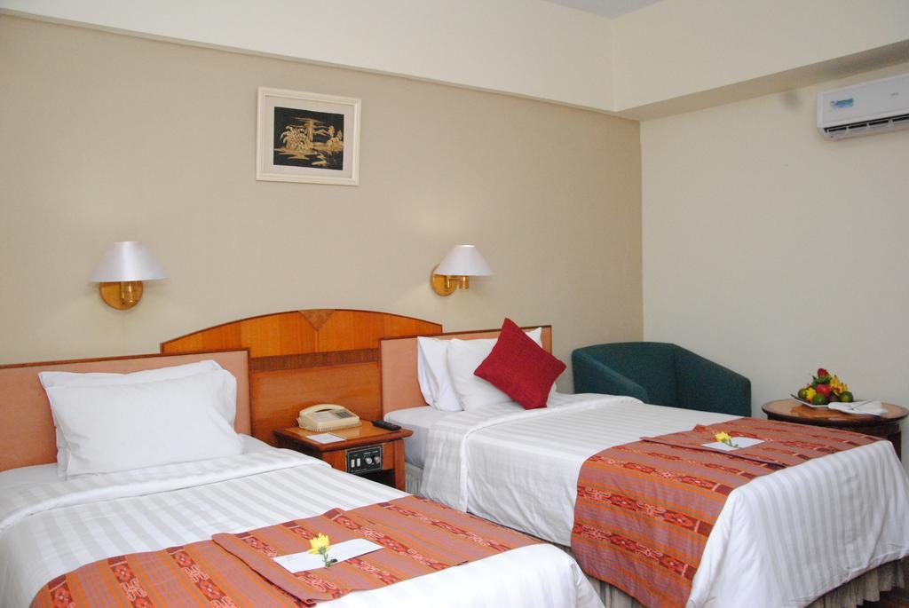 Sahid Kawanua Hotel Manado Phòng bức ảnh